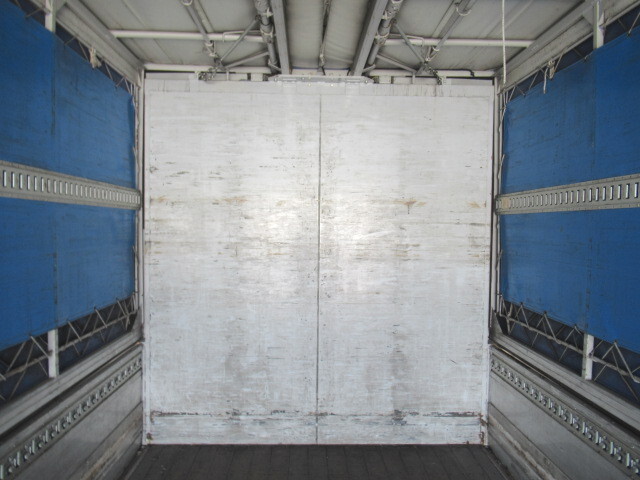 日野レンジャー幌ウイング中型（4t）[写真09]