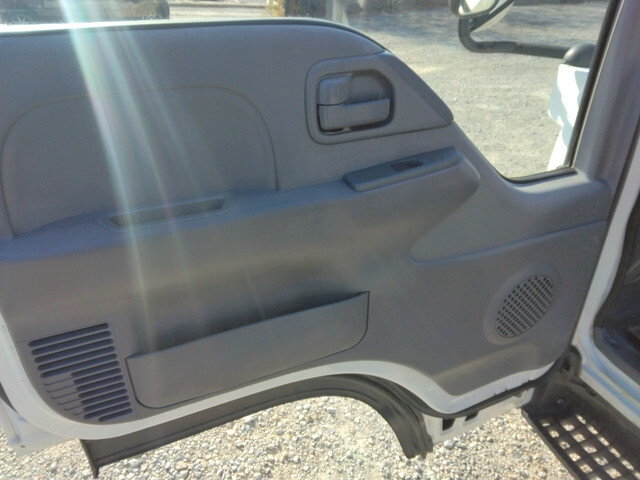 いすゞエルフダンプ小型（2t・3t）[写真28]