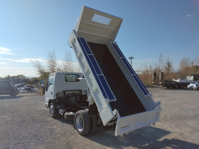 いすゞエルフダンプ小型（2t・3t）[写真04]