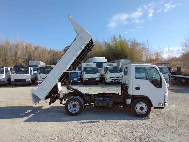 いすゞエルフダンプ小型（2t・3t）[写真06]