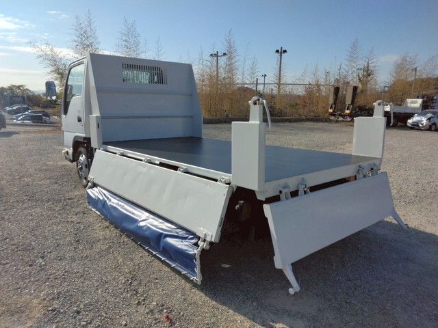 いすゞエルフダンプ小型（2t・3t）[写真07]