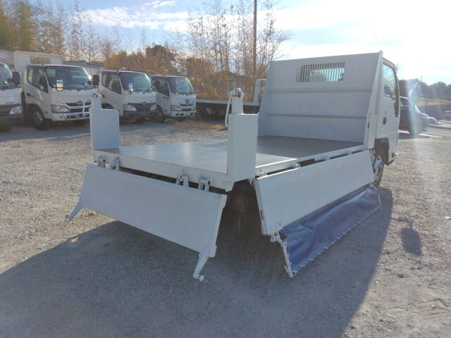 いすゞエルフダンプ小型（2t・3t）[写真08]