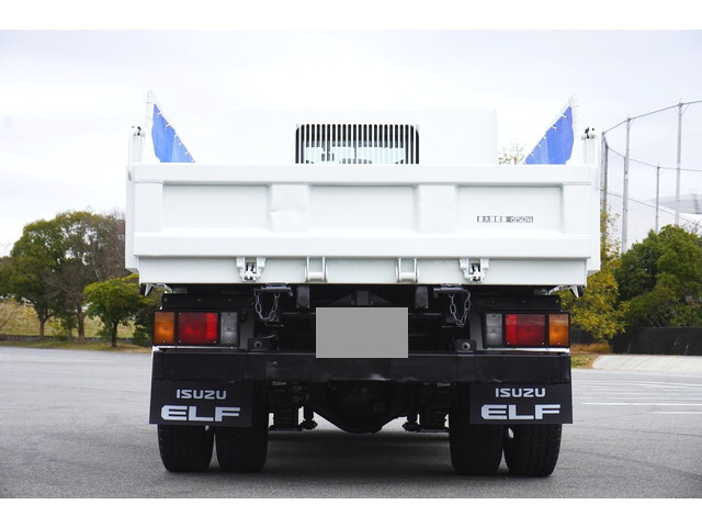 いすゞエルフダンプ小型（2t・3t）[写真11]