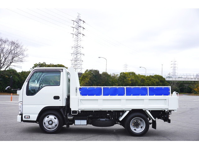 いすゞエルフダンプ小型（2t・3t）[写真12]