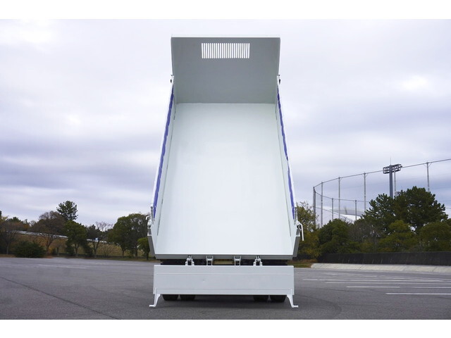 いすゞエルフダンプ小型（2t・3t）[写真14]