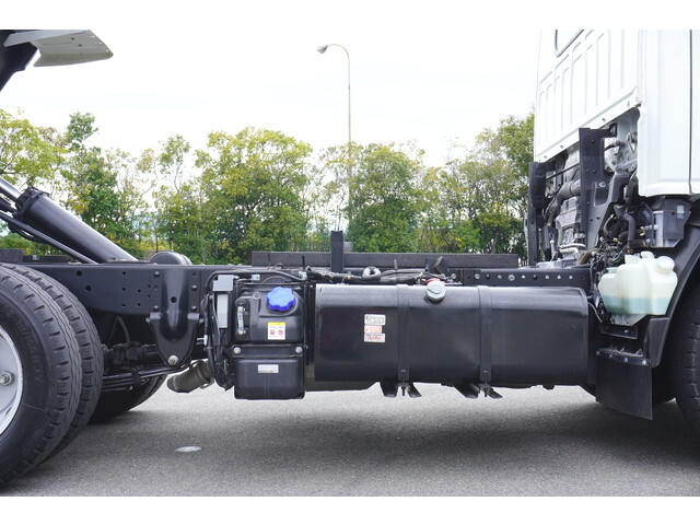 いすゞエルフダンプ小型（2t・3t）[写真23]