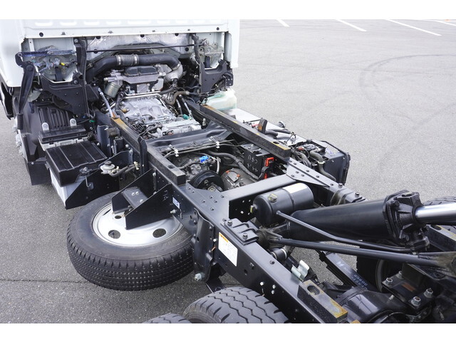 いすゞエルフダンプ小型（2t・3t）[写真08]