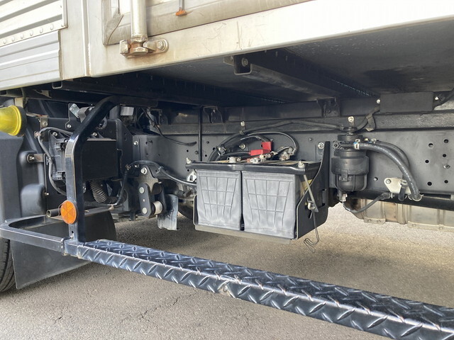 日野デュトロアルミバン小型（2t・3t）[写真10]