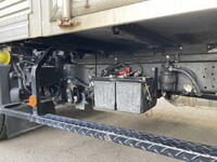 日野デュトロアルミバン小型（2t・3t）[写真11]