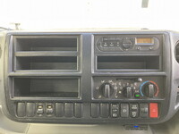 日野デュトロアルミバン小型（2t・3t）[写真17]