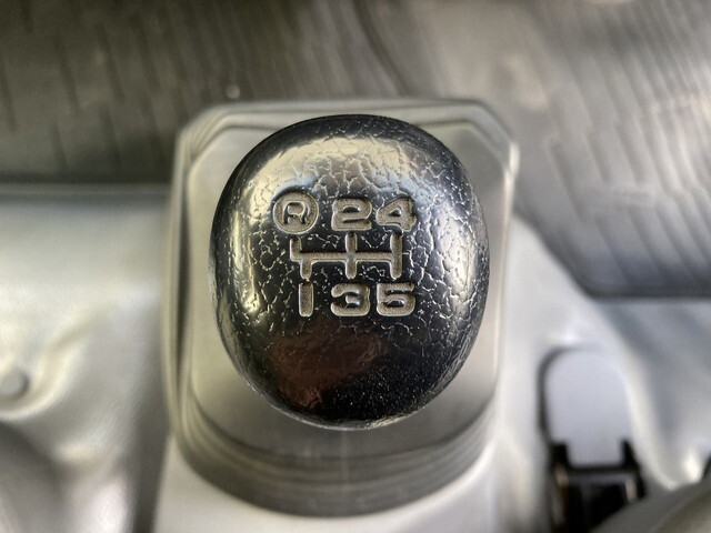 日野デュトロアルミバン小型（2t・3t）[写真17]