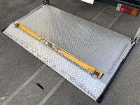 日野デュトロアルミバン小型（2t・3t）[写真07]