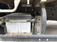 三菱ふそうキャンター平ボディ小型（2t・3t）[写真17]