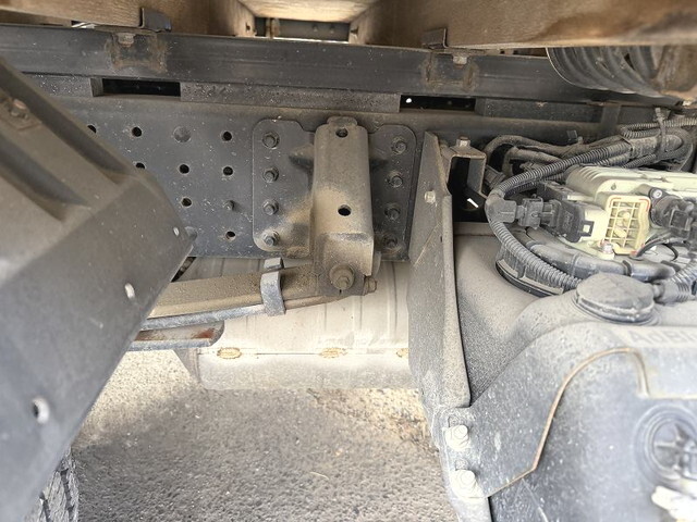 三菱ふそうキャンター平ボディ小型（2t・3t）[写真23]