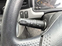 三菱ふそうキャンター平ボディ小型（2t・3t）[写真33]