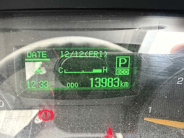 三菱ふそうキャンター平ボディ小型（2t・3t）[写真35]