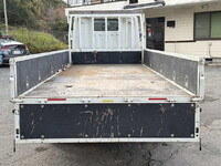 三菱ふそうキャンター平ボディ小型（2t・3t）[写真08]