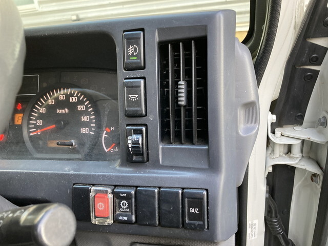 マツダタイタンアルミバン小型（2t・3t）[写真33]