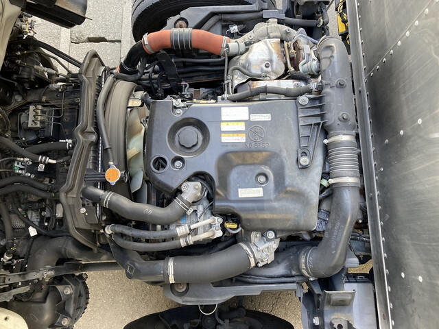 マツダタイタンアルミバン小型（2t・3t）[写真05]