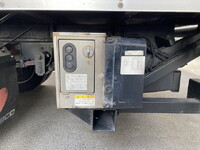 マツダタイタンアルミバン小型（2t・3t）[写真10]