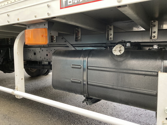 日野デュトロパネルバン小型（2t・3t）[写真11]