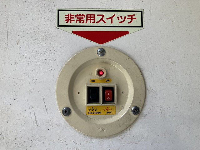 日野デュトロパネルバン小型（2t・3t）[写真25]