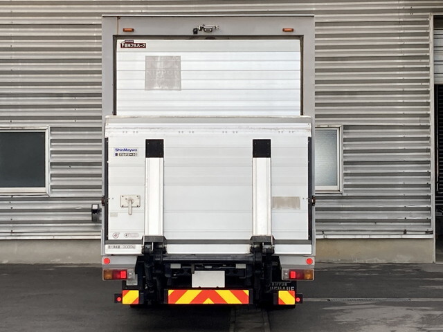 日野デュトロパネルバン小型（2t・3t）[写真03]
