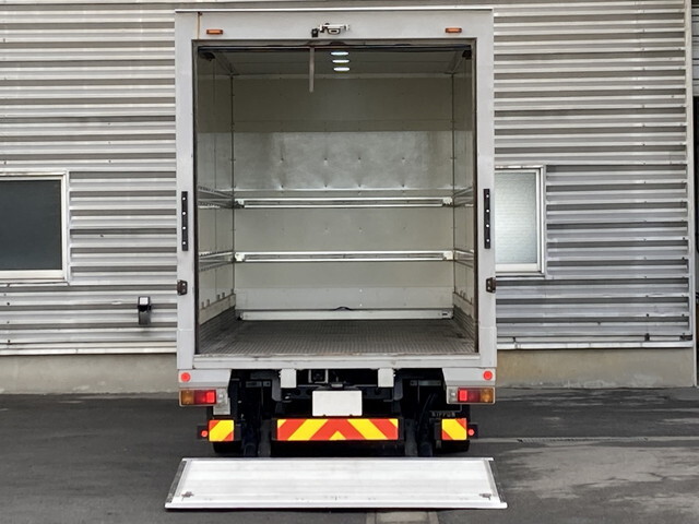 日野デュトロパネルバン小型（2t・3t）[写真04]