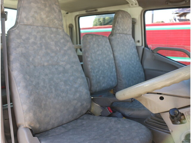 トヨタその他の車種ダブルキャブ（Wキャブ）小型（2t・3t）[写真17]