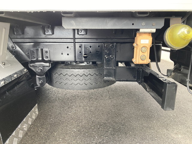 日野デュトロアルミバン小型（2t・3t）[写真11]