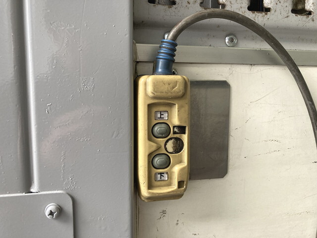 日野デュトロアルミバン小型（2t・3t）[写真29]