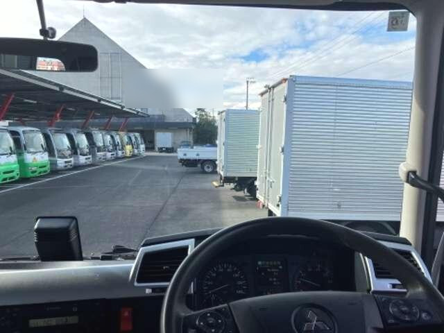 三菱ふそうファイターダンプ中型（4t）[写真07]