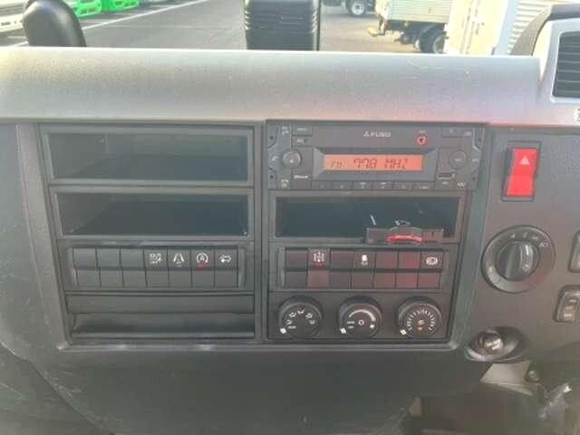 三菱ふそうファイターダンプ中型（4t）[写真09]