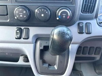 三菱ふそうキャンターパネルバン小型（2t・3t）[写真12]