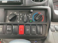 日野デュトロアルミバン小型（2t・3t）[写真14]