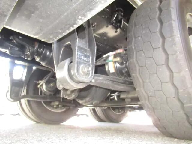 三菱ふそうスーパーグレートアルミブロック大型（10t）[写真22]