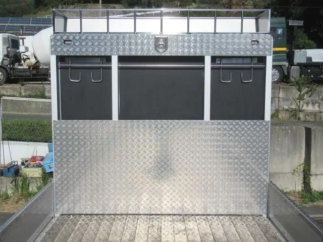 三菱ふそうスーパーグレートアルミブロック大型（10t）[写真06]