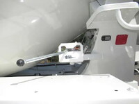 三菱ふそうスーパーグレートミキサー車（コンクリートミキサー）大型（10t）[写真11]