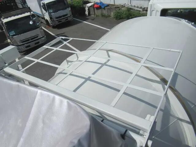 三菱ふそうスーパーグレートミキサー車（コンクリートミキサー）大型（10t）[写真13]