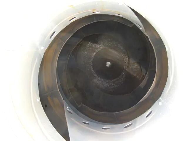 三菱ふそうスーパーグレートミキサー車（コンクリートミキサー）大型（10t）[写真15]