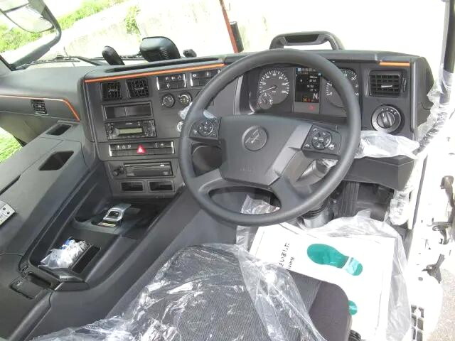 三菱ふそうスーパーグレートミキサー車（コンクリートミキサー）大型（10t）[写真17]