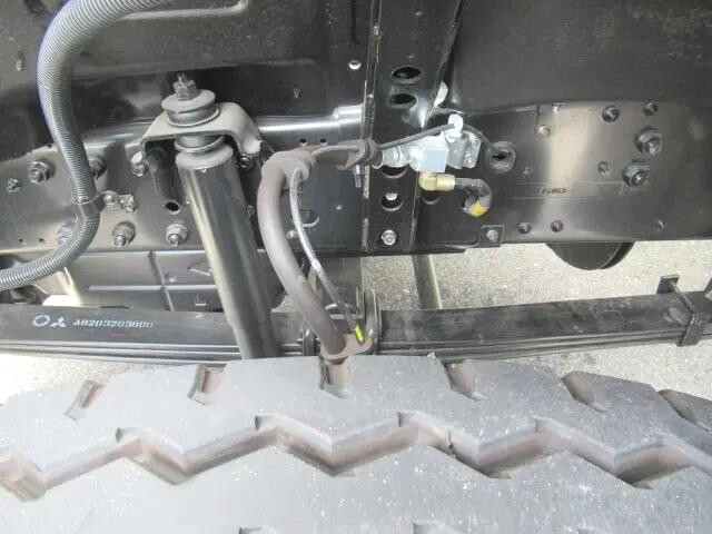 三菱ふそうスーパーグレートミキサー車（コンクリートミキサー）大型（10t）[写真25]