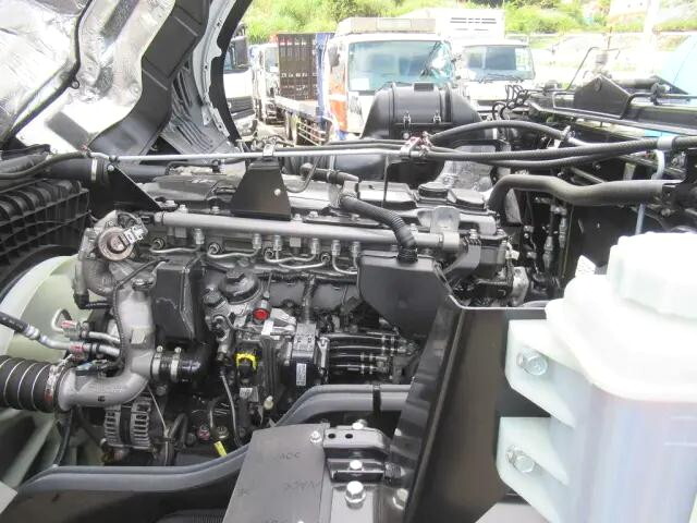 三菱ふそうスーパーグレートミキサー車（コンクリートミキサー）大型（10t）[写真26]