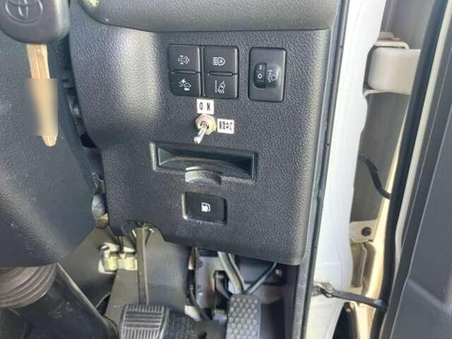 トヨタコースターその他の形状中型（4t）[写真15]