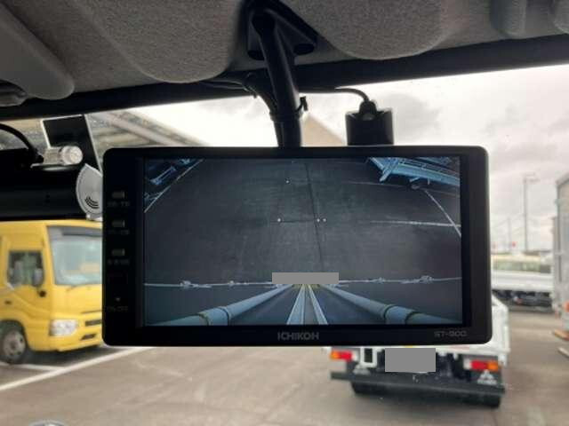 三菱ふそうキャンターアルミバン小型（2t・3t）[写真11]