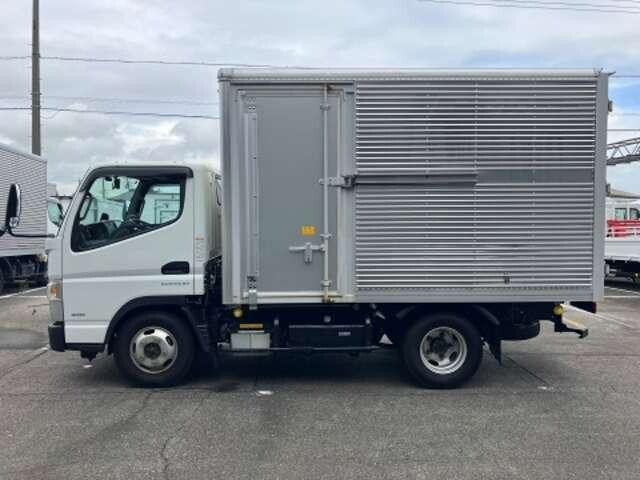 三菱ふそうキャンターアルミバン小型（2t・3t）[写真04]