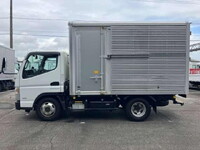 三菱ふそうキャンターアルミバン小型（2t・3t）[写真05]