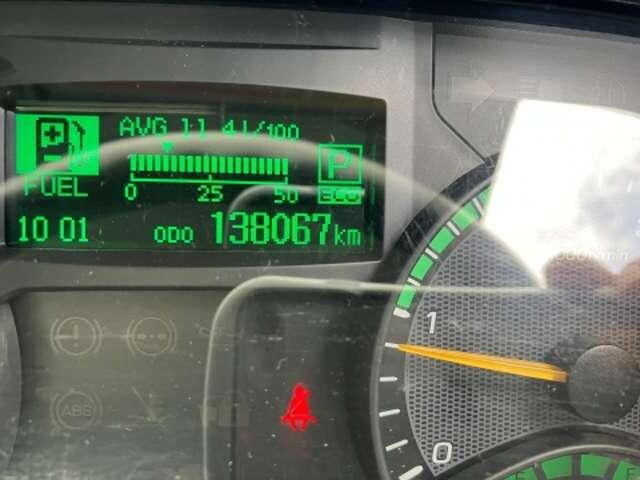 三菱ふそうキャンターアルミバン小型（2t・3t）[写真08]