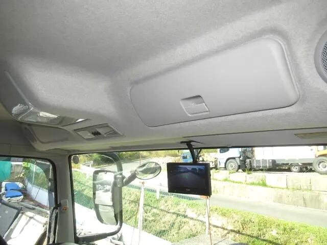 三菱ふそうスーパーグレートアルミブロック大型（10t）[写真18]