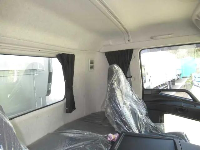 三菱ふそうスーパーグレートアルミブロック大型（10t）[写真19]